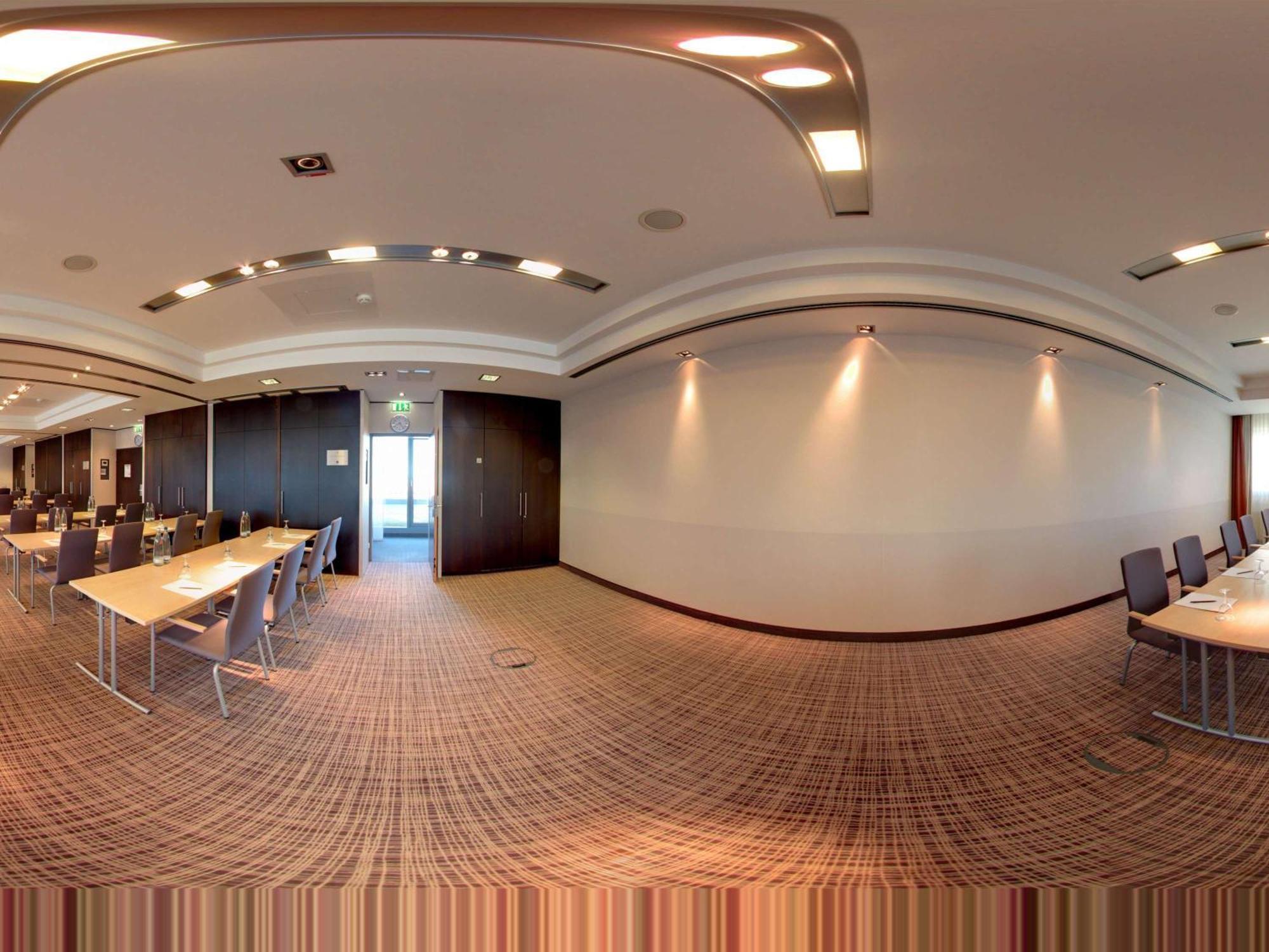 Mercure Mitte Hotel 4*